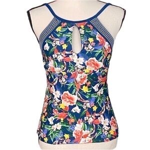 ELLEN TRACY floral and fauna tankini halter top with keyhole in size 8. EUC
